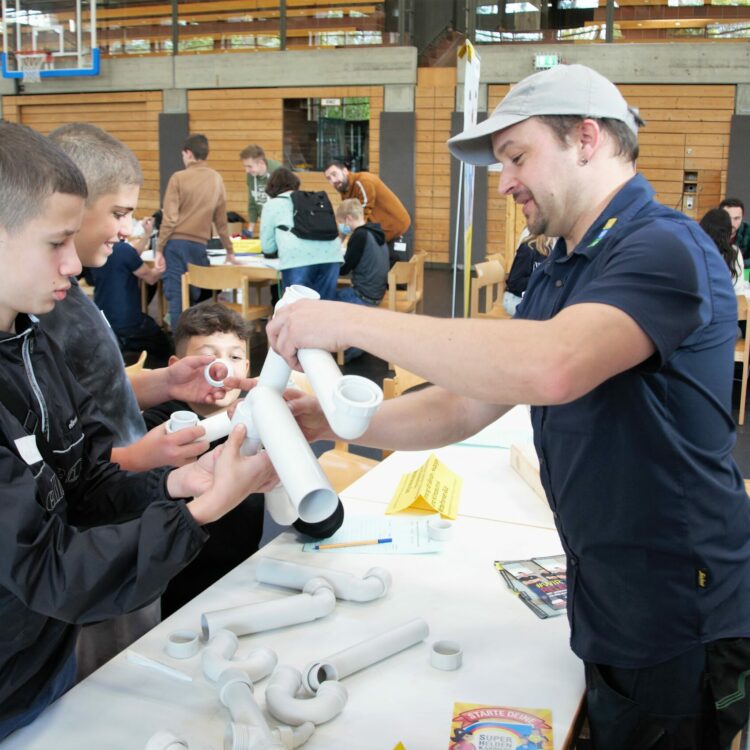 Handwerk zum Anfassen: Berufsparcours 2022